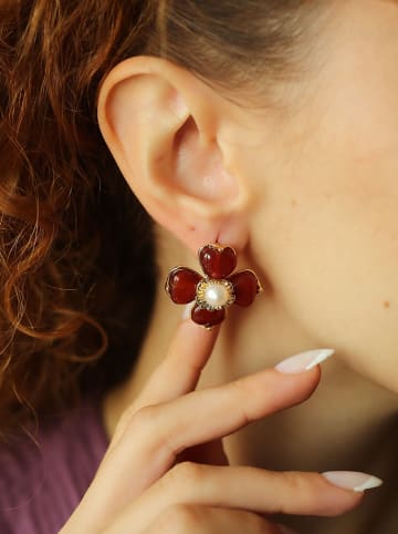 Pierres de Jade Vergold. Ohrstecker mit Perlen und Edelsteinen