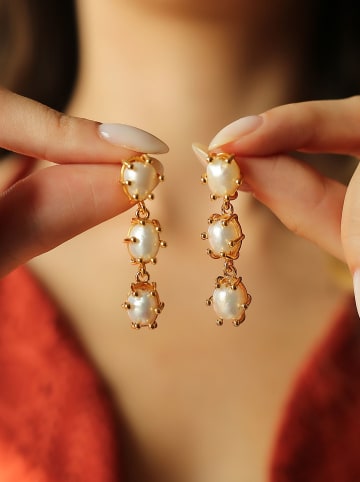 Pierres de Jade Pozłacane kolczyki-wkrętki z perłami