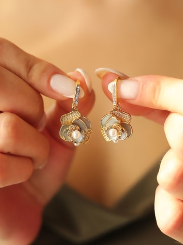 Pierres de Jade Pozłacane kolczyki z perłami