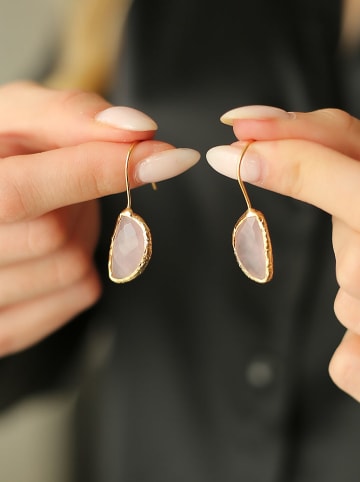 Pierres de Jade Vergold. Ohrhänger mit Edelsteinen