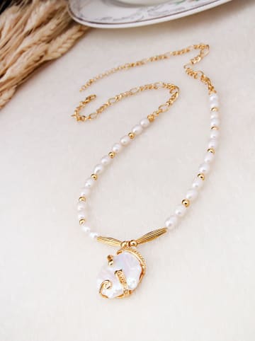 Pierres de Jade Pozłacany naszyjnik z elementami ozdobnymi - dł. 50 cm