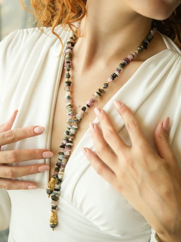 Pierres de Jade Vergold. Halskette mit Schmuckelementen - (L)50 cm