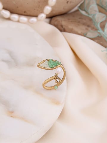 Pierres de Jade Pozłacany pierścionek z perłą i kryształami