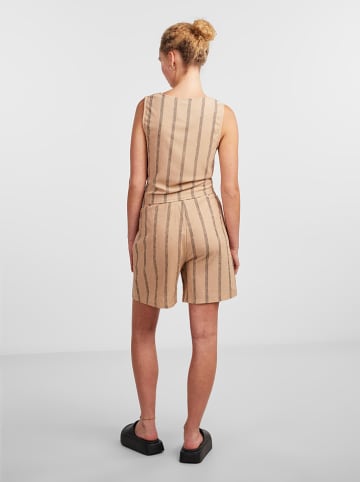 Pieces Shorts in Beige