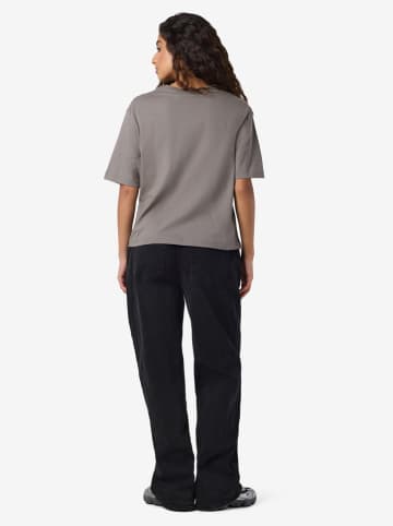 Noisy may Shirt in Grau