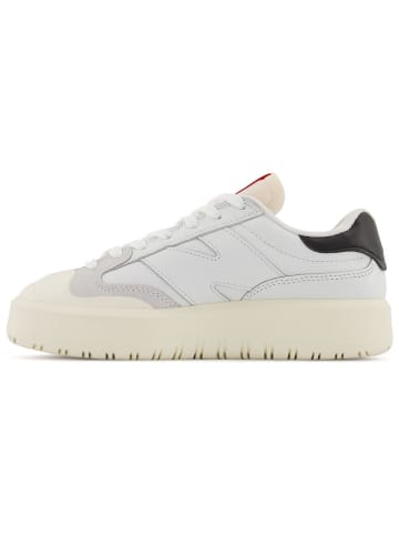 New Balance Skórzane sneakersy "302" w kolorze białym