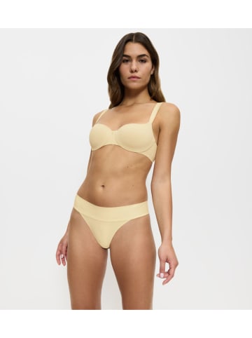 Triumph String in Hellgelb