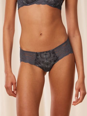 Triumph Panty in Grau