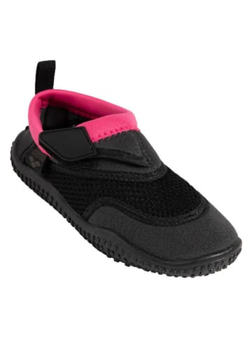 Arena Badeschuhe in Schwarz/ Pink