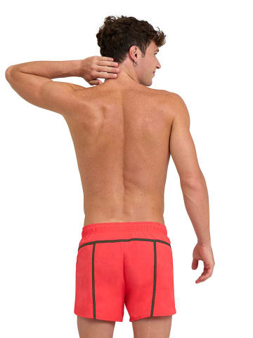 Arena Badeshorts in Rot