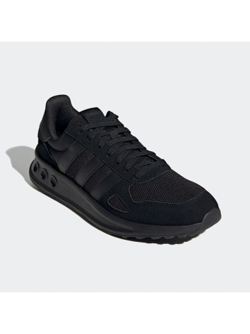 adidas Sneakers "Run 84" in Schwarz
