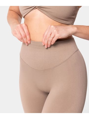 Carpatree Legginsy sportowe "Accolade" w kolorze beżowym