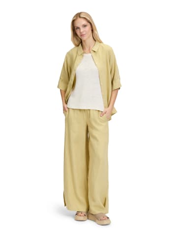 CARTOON Bezrękawnik w kolorze kremowym