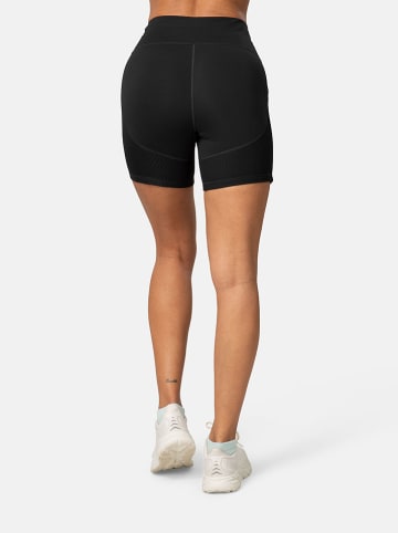 KARI TRAA Trainingsshorts "Linnea" in Schwarz