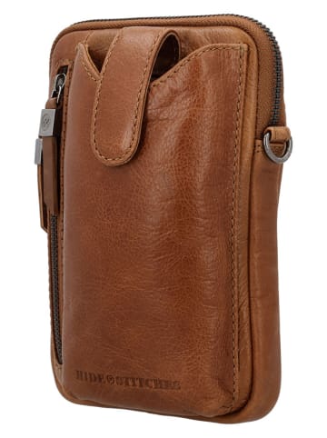 HIDE & STITCHES Leder-Handytasche in Hellbraun - (B)13 x (H)19 x (T)2 cm