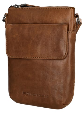 HIDE & STITCHES Leder-Umhängetasche in Hellbraun - (B)16 x (H)22 x (T)1,5 cm