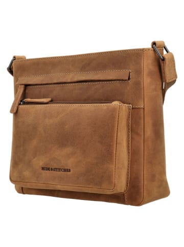 HIDE & STITCHES Leder-Umhängetasche "Idaho" in Camel - (B)27 x (H)23 x (T)7 cm