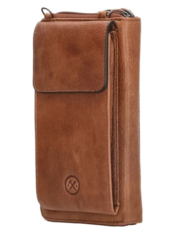 HIDE & STITCHES Leder-Handytasche in Cognac - (B)11,5 x (H)19 x (T)3 cm