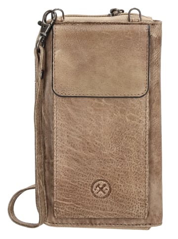 HIDE & STITCHES Leder-Handytasche in Hellbraun - (B)11,5 x (H)19 x (T)3 cm