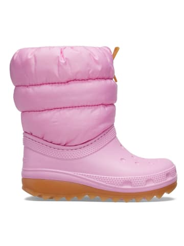 Crocs Kozaki zimowe w kolorze jasnoróżowym