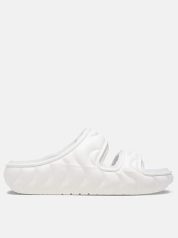 Crocs Pantoletten "Classic Cozzzy Overpuff" in Creme