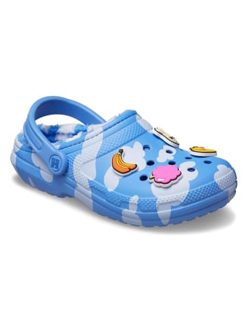 Crocs Chodaki "Happy Socks X Crocs Classic" w kolorze niebiesko-białym ze wzorem