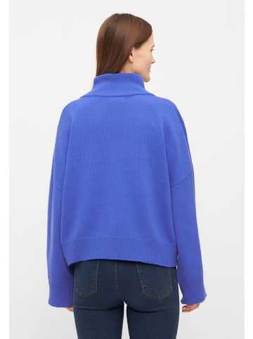 Derbe Rollkragenpullover in Blau