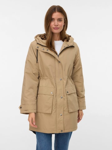 Vero Moda Parka w kolorze beżowym