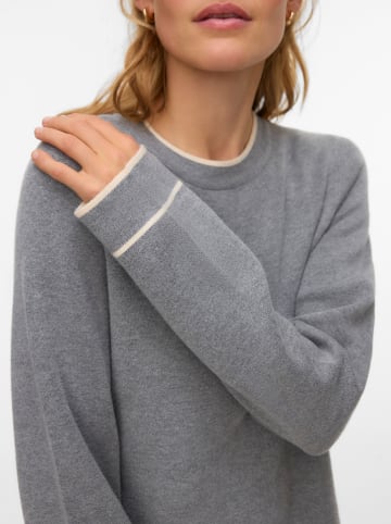 Vero Moda Pullover in Grau