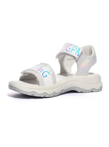 Primigi Sandalen in Weiß
