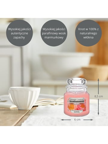 Yankee Candle Home Inspiration Świeca zapachowa "Coral Peaony" - 104 g