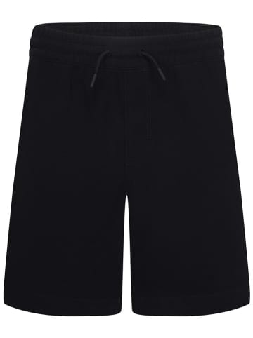 Converse Shorts in Schwarz