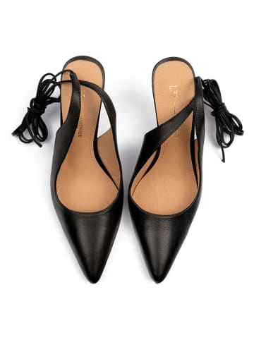 loft37 Skórzane czółenka "Long Island City" w kolorze czarnym na koturnie