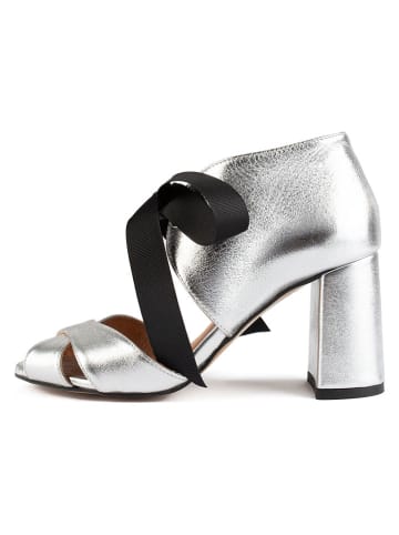 loft37 Skórzane czółenka w kolorze srebrnym