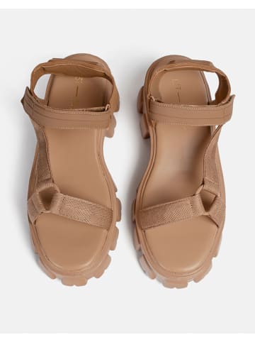 loft37 Sandały w kolorze jasnobrązowym