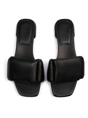 loft37 Skórzane klapki w kolorze czarnym