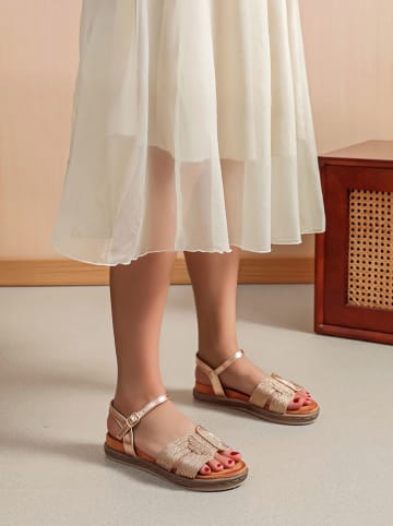 Sixth Sens Sandalen in Gold