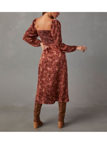 Milan Kiss Kleid in Hellbraun