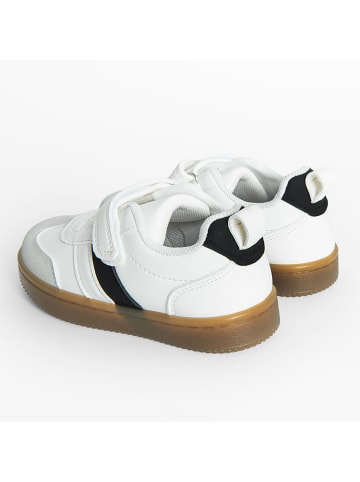 COOL CLUB Sneakersy w kolorze białym