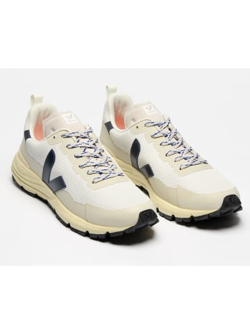 Veja Sneakers "Dekkan" in Beige
