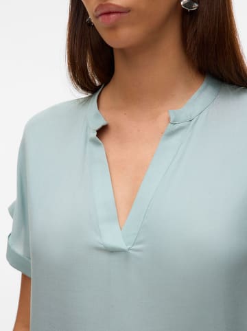 Vero Moda Bluse in Hellblau
