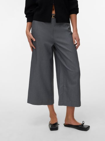 Vero Moda Rybaczki w kolorze szarym