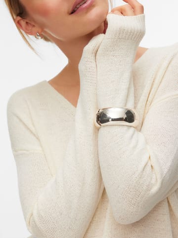 Vero Moda Sweter w kolorze kremowym
