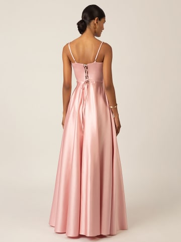 APART Sukienka w kolorze jasnoróżowym