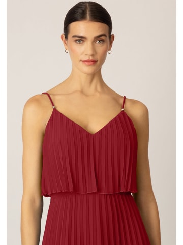 APART Plisseekleid in Bordeaux