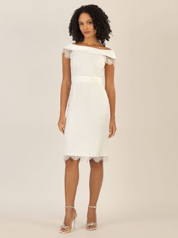 APART Kleid in Creme