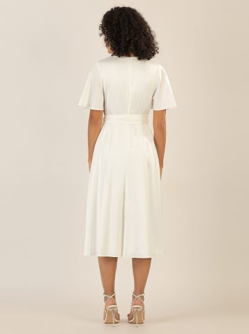 APART Kleid in Creme