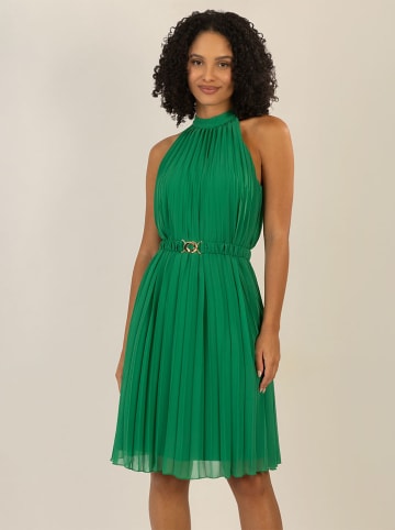 APART Plisseekleid in Grün