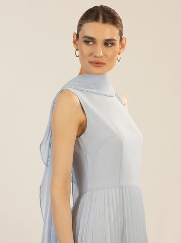 APART Plisséjurk lichtblauw