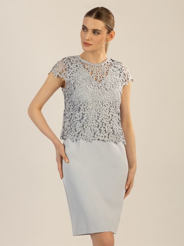 APART Kleid in Hellgrau